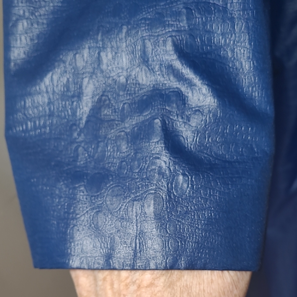 LG Vintage Longline Blue Trench Coat Notched Lapels Faux Leather 80s Glamour - Picture 6 of 16